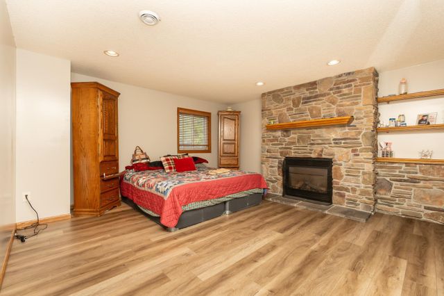 241 Leighton Drive, Big Lake, MN 55309