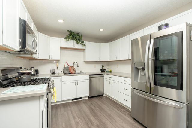 241 Leighton Drive, Big Lake, MN 55309