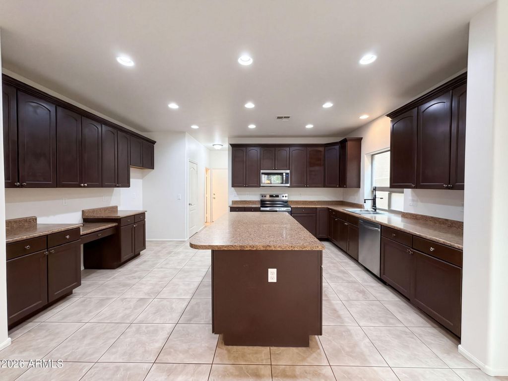 41096 W NOVAK Lane, Maricopa, AZ 85138 — photo 2