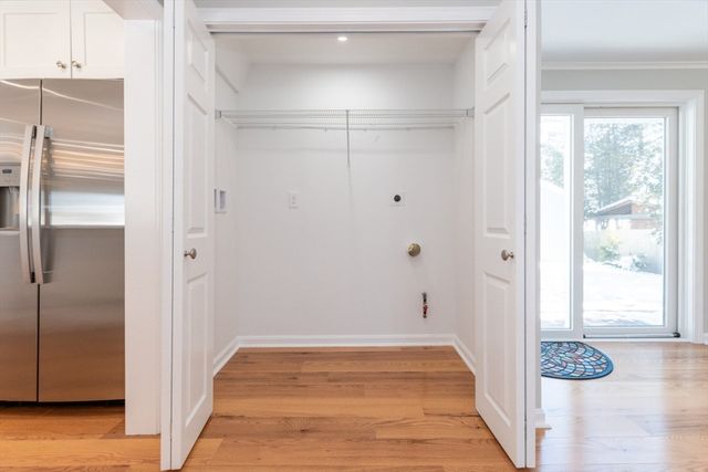 689 Old Connecticut Path, Framingham, MA 01701