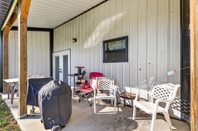 142 Mount Vernon Rd, Bethpage, TN 37022