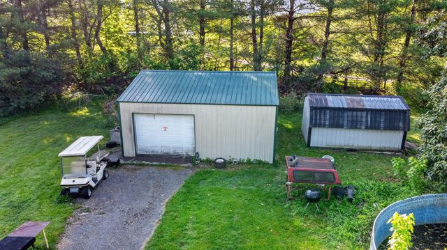 142 Mount Vernon Rd, Bethpage, TN 37022