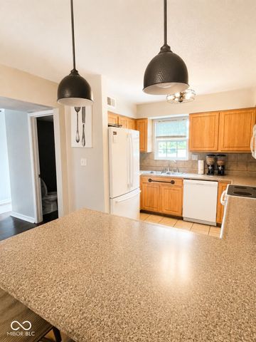 937 Ardsley Drive, Indianapolis, IN 46234