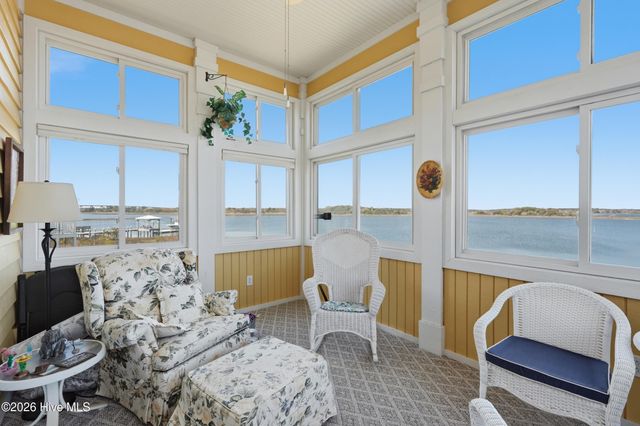 5 Osprey Circle, Sneads Ferry, NC 28460