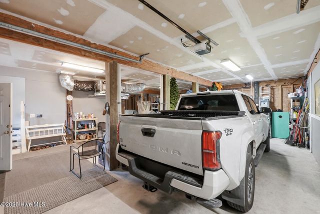 5 Osprey Circle, Sneads Ferry, NC 28460