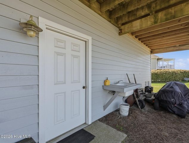 5 Osprey Circle, Sneads Ferry, NC 28460