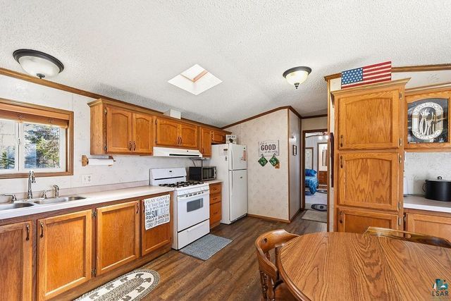 7981 S Dowling Lake Road E, Superior, WI 54880
