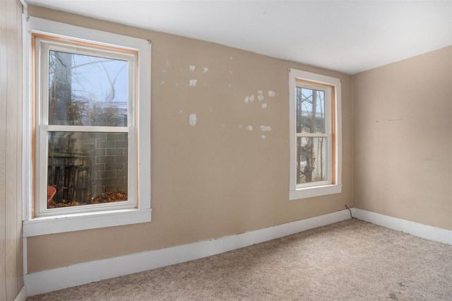 207 S Capital Avenue, Athens, MI 49011