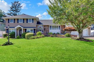75 Unqua Road, Massapequa, NY 11758