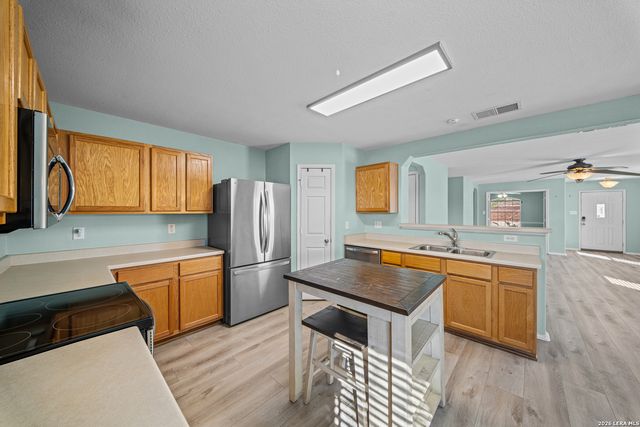 240 Rustic Acres, Selma, TX 78154