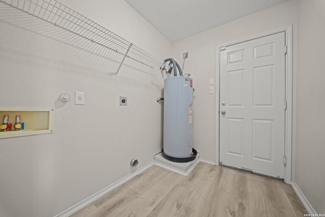 240 Rustic Acres, Selma, TX 78154