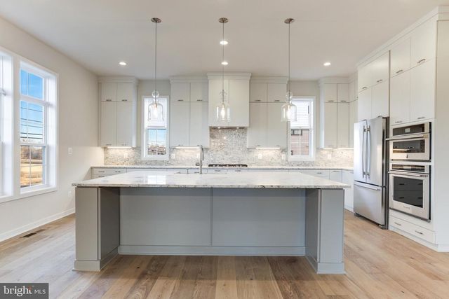43920 LUDWELL FARM SQ, Ashburn, VA 20147