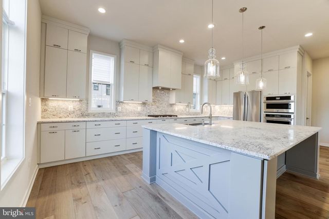 43920 LUDWELL FARM SQ, Ashburn, VA 20147