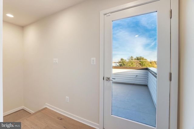 43920 LUDWELL FARM SQ, Ashburn, VA 20147