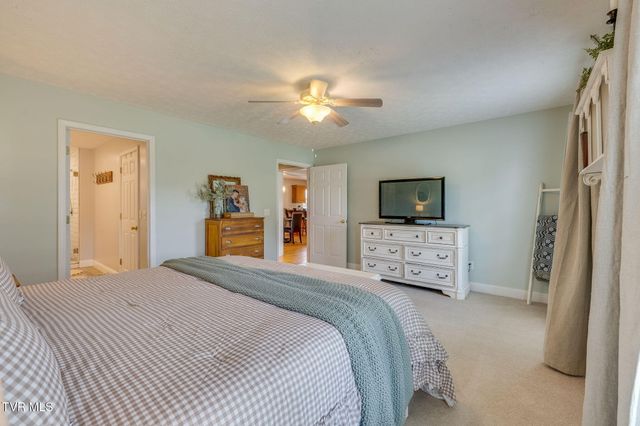 442 Grey Fox Drive, Church Hill, TN 37642