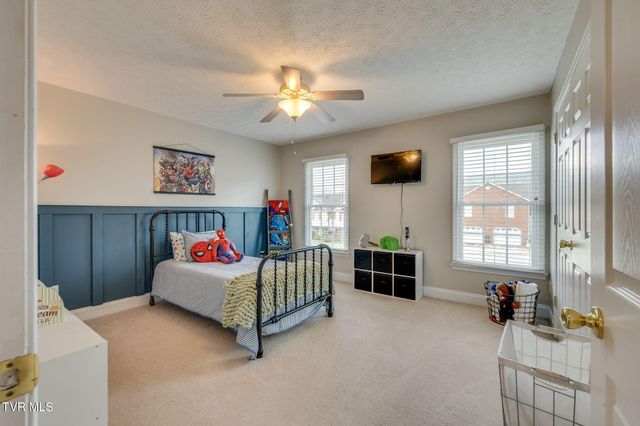 442 Grey Fox Drive, Church Hill, TN 37642