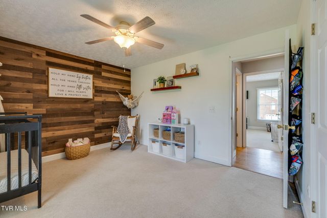 442 Grey Fox Drive, Church Hill, TN 37642