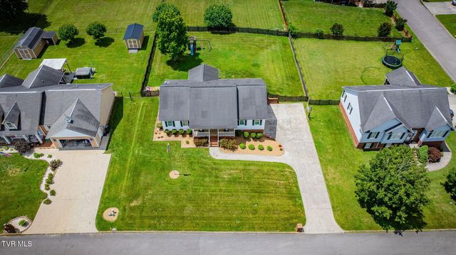 442 Grey Fox Drive, Church Hill, TN 37642