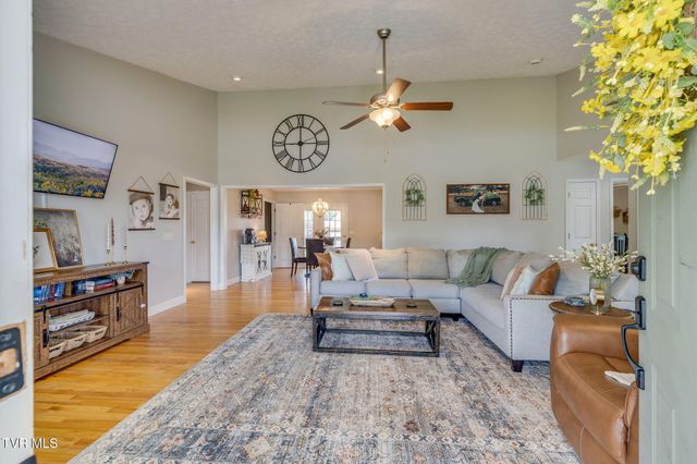442 Grey Fox Drive, Church Hill, TN 37642