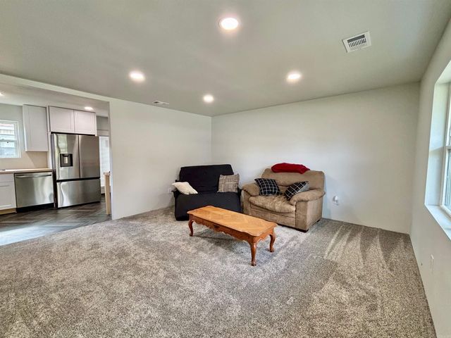 601 Stewart St, Walnut Ridge, AR 72476