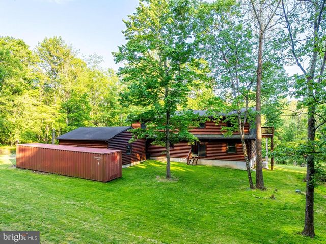 872 BENCH LN, Bluemont, VA 20135