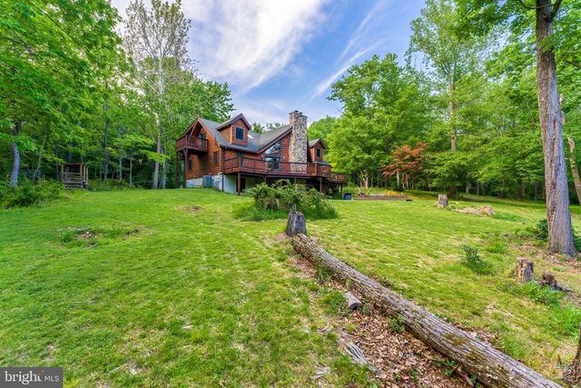 872 BENCH LN, Bluemont, VA 20135