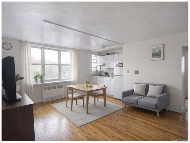 14444 41st Avenue 6, Flushing, NY 11355