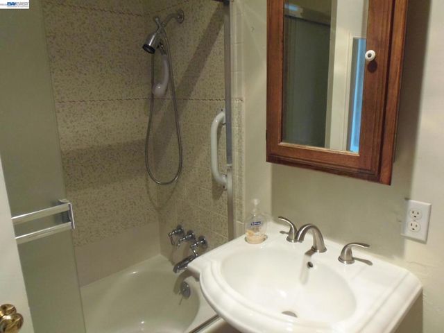 8155 Elgin Ln, Dublin, CA 94568