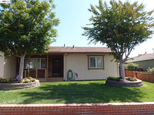 8155 Elgin Ln, Dublin, CA 94568