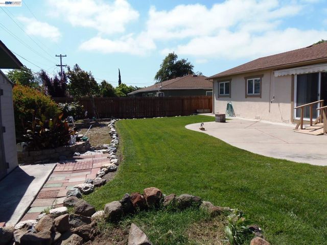 8155 Elgin Ln, Dublin, CA 94568