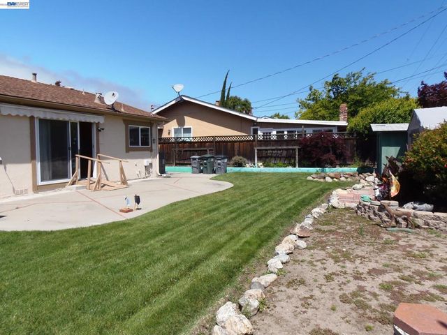 8155 Elgin Ln, Dublin, CA 94568