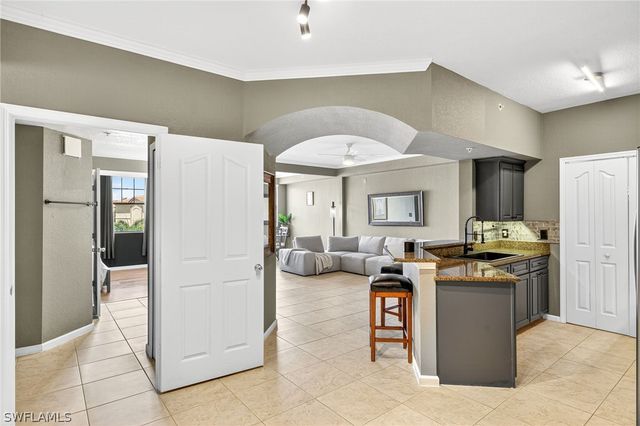 12955 Positano CIR 305, Naples, FL 34105