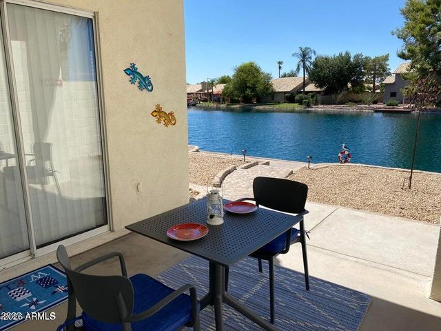 8972 W LISBON Lane, Peoria, AZ 85381