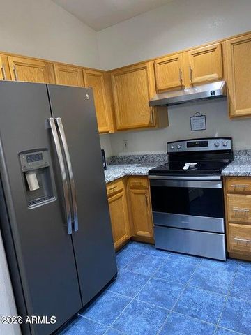 8972 W LISBON Lane, Peoria, AZ 85381