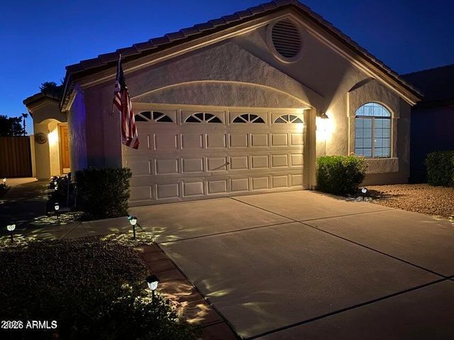 8972 W LISBON Lane, Peoria, AZ 85381