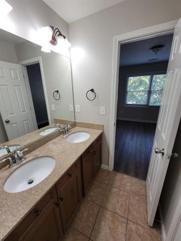 6660 Granite Gate Pass, Cumming, GA 30028