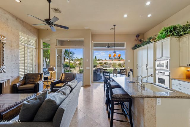 10180 E COCHISE Drive, Scottsdale, AZ 85258