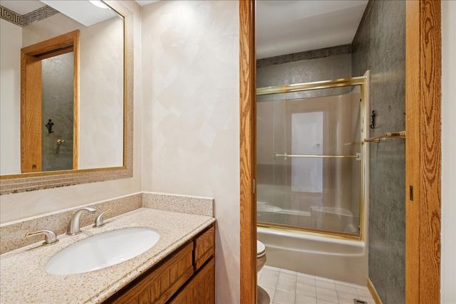 43W880 Pathfinder Drive, Elburn, IL 60119