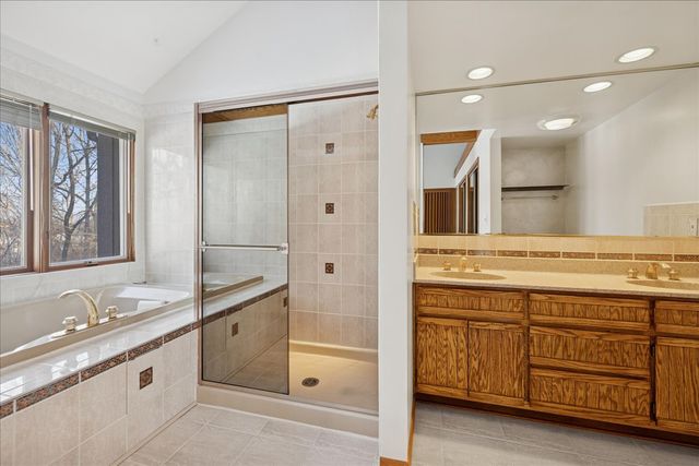 43W880 Pathfinder Drive, Elburn, IL 60119