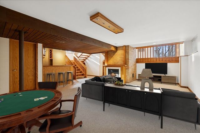 43W880 Pathfinder Drive, Elburn, IL 60119