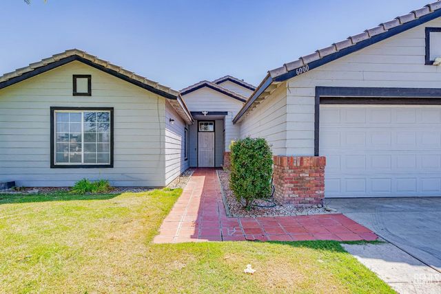 6000 California Spring Drive, Bakersfield, CA 93313