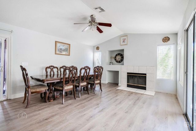 6000 California Spring Drive, Bakersfield, CA 93313