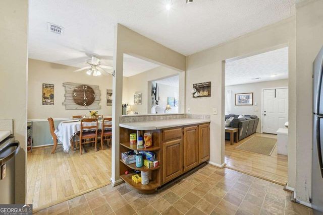 2605 Queen Anne Court, Atlanta, GA 30350