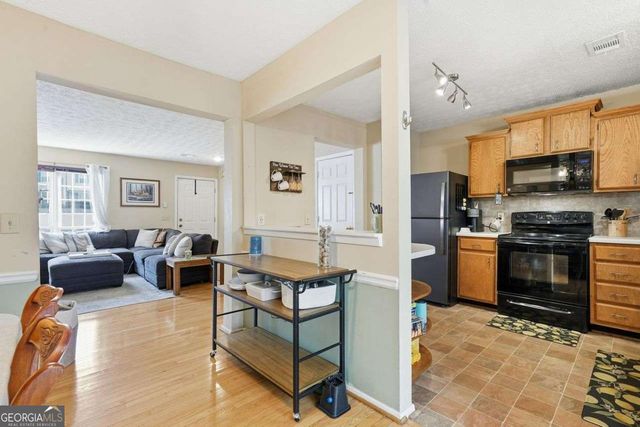 2605 Queen Anne Court, Atlanta, GA 30350