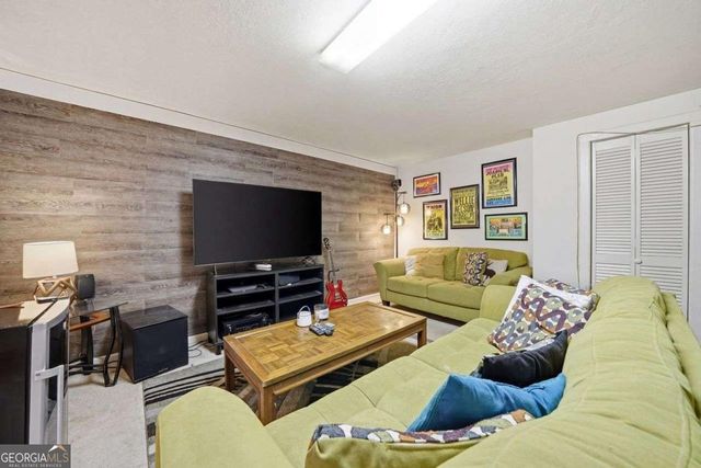 2605 Queen Anne Court, Atlanta, GA 30350