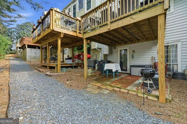 2605 Queen Anne Court, Atlanta, GA 30350