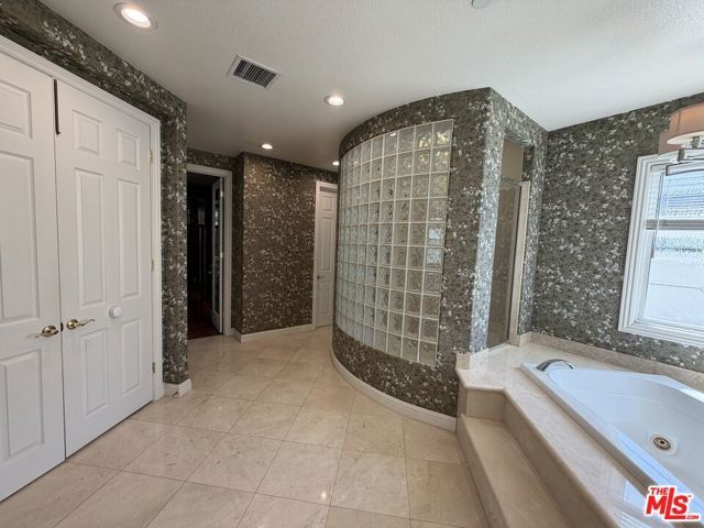 17109 Santa Cruz Court, Yorba Linda, CA 92886