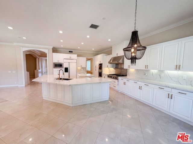 17109 Santa Cruz Court, Yorba Linda, CA 92886