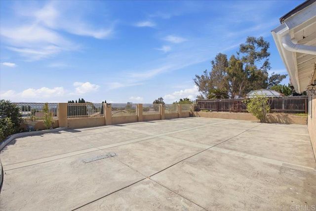 6859 Paris Way, San Diego, CA 92139