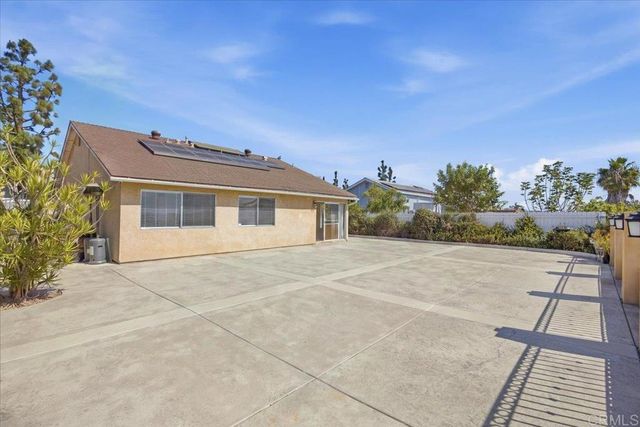 6859 Paris Way, San Diego, CA 92139
